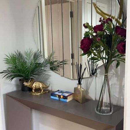 The Reflection Apartment , With River Thames View London Exteriör bild