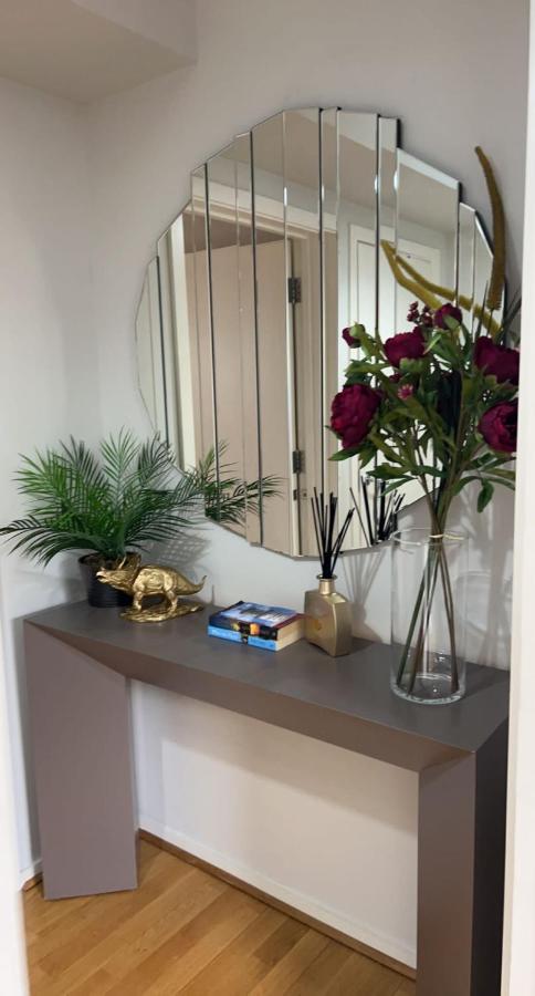 The Reflection Apartment , With River Thames View London Exteriör bild
